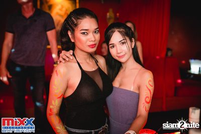 Neon BeatZ Party at MIXX Bangkok — photo 57