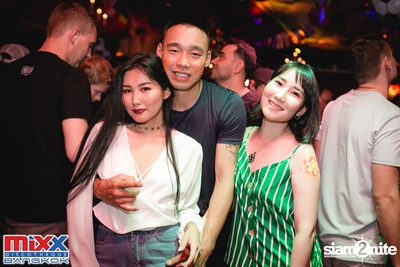 Neon BeatZ Party at MIXX Bangkok — photo 60