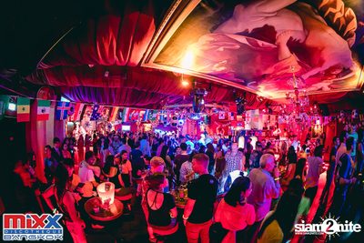 Neon BeatZ Party at MIXX Bangkok — photo 65