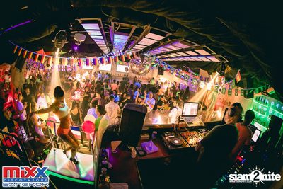 Neon BeatZ Party at MIXX Bangkok — photo 76