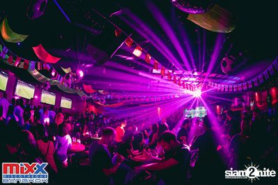 Neon BeatZ Party at MIXX Bangkok — photo 79