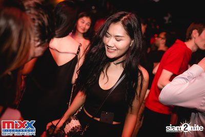 Neon BeatZ Party at MIXX Bangkok — photo 90
