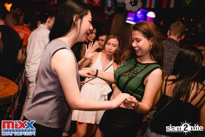 Neon BeatZ Party at MIXX Bangkok — photo 95