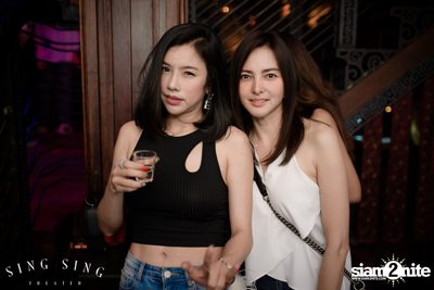 BLING IT กับ Bangkok Invaders ที่ ซิง ซิง เธียเตอร์ — photo 5