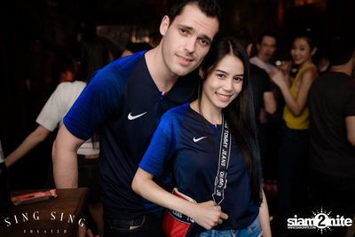 BLING IT กับ Bangkok Invaders ที่ ซิง ซิง เธียเตอร์ — photo 12