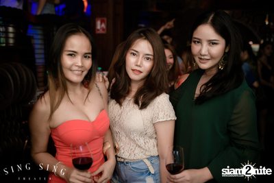 BLING IT กับ Bangkok Invaders ที่ ซิง ซิง เธียเตอร์ — photo 34