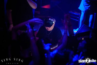 BLING IT กับ Bangkok Invaders ที่ ซิง ซิง เธียเตอร์ — photo 41
