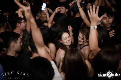 BLING IT กับ Bangkok Invaders ที่ ซิง ซิง เธียเตอร์ — photo 46