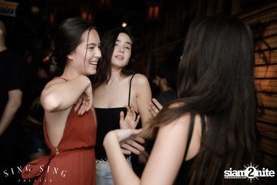 BLING IT กับ Bangkok Invaders ที่ ซิง ซิง เธียเตอร์ — photo 60