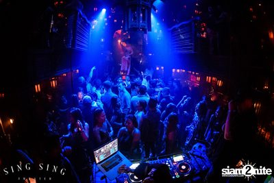 BLING IT กับ Bangkok Invaders ที่ ซิง ซิง เธียเตอร์ — photo 71