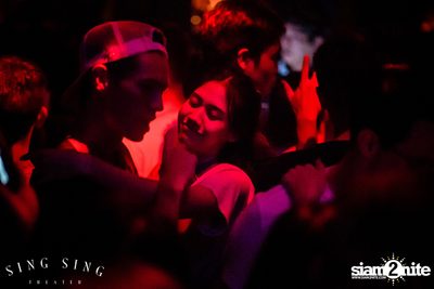 BLING IT กับ Bangkok Invaders ที่ ซิง ซิง เธียเตอร์ — photo 104