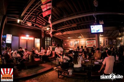 DJ Nui OKB x MC Pete D ที่ วอร์ม อัพ คาเฟ่ เชียงใหม่ — photo 4