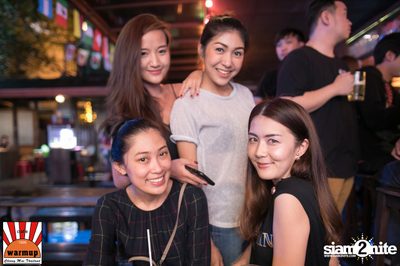 DJ Nui OKB x MC Pete D ที่ วอร์ม อัพ คาเฟ่ เชียงใหม่ — photo 8