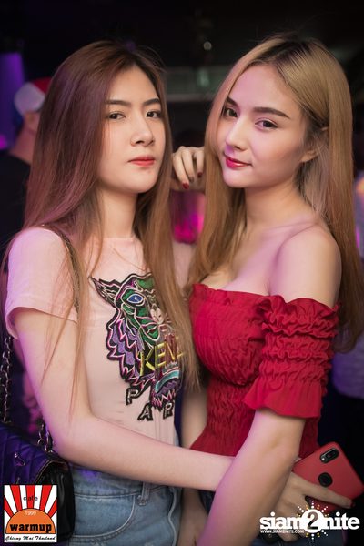 DJ Nui OKB x MC Pete D ที่ วอร์ม อัพ คาเฟ่ เชียงใหม่ — photo 15