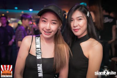 DJ Nui OKB x MC Pete D ที่ วอร์ม อัพ คาเฟ่ เชียงใหม่ — photo 17