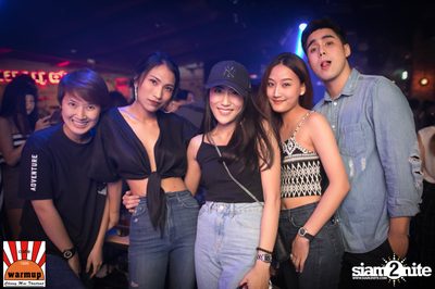 DJ Nui OKB x MC Pete D ที่ วอร์ม อัพ คาเฟ่ เชียงใหม่ — photo 25