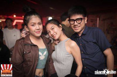 DJ Nui OKB x MC Pete D ที่ วอร์ม อัพ คาเฟ่ เชียงใหม่ — photo 27