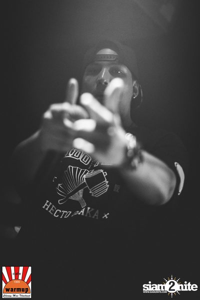 DJ Nui OKB x MC Pete D ที่ วอร์ม อัพ คาเฟ่ เชียงใหม่ — photo 31