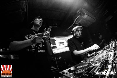 DJ Nui OKB x MC Pete D ที่ วอร์ม อัพ คาเฟ่ เชียงใหม่ — photo 36