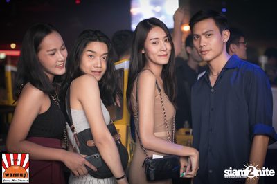 DJ Nui OKB x MC Pete D ที่ วอร์ม อัพ คาเฟ่ เชียงใหม่ — photo 50