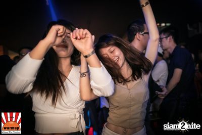 DJ Nui OKB x MC Pete D ที่ วอร์ม อัพ คาเฟ่ เชียงใหม่ — photo 63