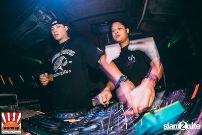 DJ Nui OKB x MC Pete D ที่ วอร์ม อัพ คาเฟ่ เชียงใหม่ — photo 70
