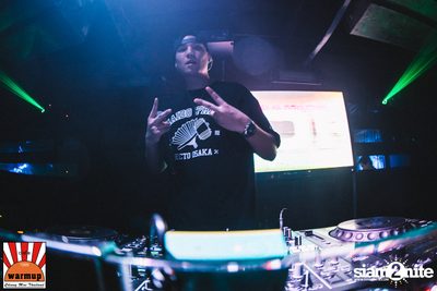 DJ Nui OKB x MC Pete D ที่ วอร์ม อัพ คาเฟ่ เชียงใหม่ — photo 72
