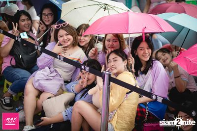 Peck Palitchoke Mini Concert at Centerpoint of Siam Square — photo 10