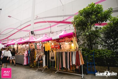 Peck Palitchoke Mini Concert at Centerpoint of Siam Square — photo 73