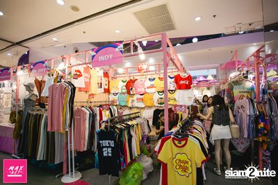 Peck Palitchoke Mini Concert at Centerpoint of Siam Square — photo 118