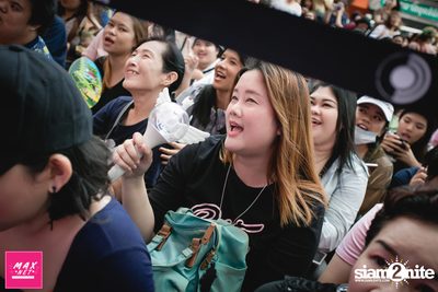 Peck Palitchoke Mini Concert at Centerpoint of Siam Square — photo 152