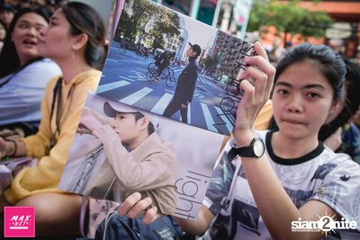 Peck Palitchoke Mini Concert at Centerpoint of Siam Square — photo 155