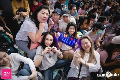 Peck Palitchoke Mini Concert at Centerpoint of Siam Square — photo 158