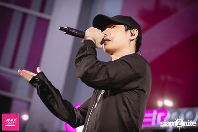 Peck Palitchoke Mini Concert at Centerpoint of Siam Square — photo 212