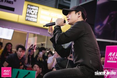 Peck Palitchoke Mini Concert at Centerpoint of Siam Square — photo 213