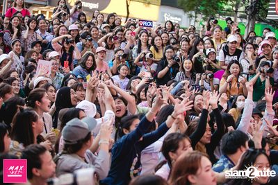 Peck Palitchoke Mini Concert at Centerpoint of Siam Square — photo 218