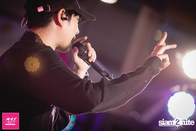 Peck Palitchoke Mini Concert at Centerpoint of Siam Square — photo 233