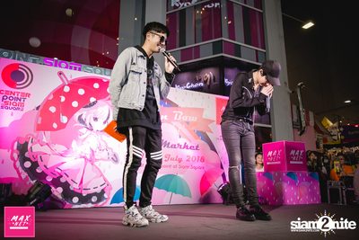 Peck Palitchoke Mini Concert at Centerpoint of Siam Square — photo 247