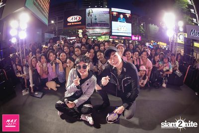 Peck Palitchoke Mini Concert at Centerpoint of Siam Square — photo 268