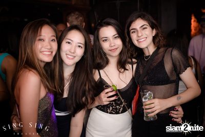 BLING IT กับ Bangkok Invaders ที่ ซิง ซิง เธียเตอร์ — photo 17