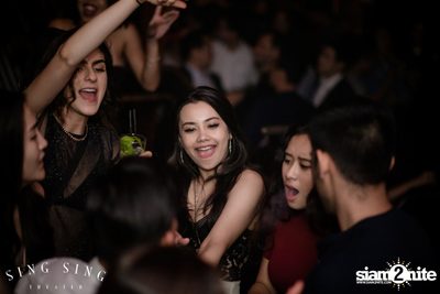 BLING IT กับ Bangkok Invaders ที่ ซิง ซิง เธียเตอร์ — photo 37