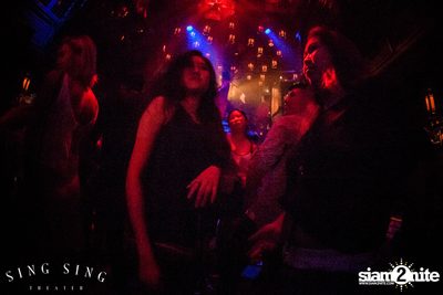 BLING IT กับ Bangkok Invaders ที่ ซิง ซิง เธียเตอร์ — photo 54