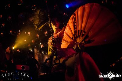 BLING IT กับ Bangkok Invaders ที่ ซิง ซิง เธียเตอร์ — photo 59