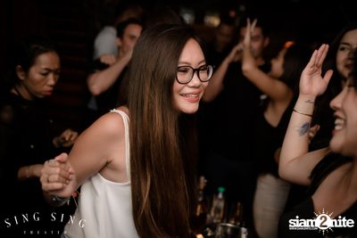 BLING IT กับ Bangkok Invaders ที่ ซิง ซิง เธียเตอร์ — photo 66