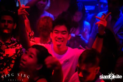 BLING IT กับ Bangkok Invaders ที่ ซิง ซิง เธียเตอร์ — photo 85