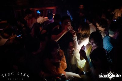 BLING IT กับ Bangkok Invaders ที่ ซิง ซิง เธียเตอร์ — photo 91