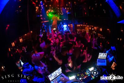BLING IT กับ Bangkok Invaders ที่ ซิง ซิง เธียเตอร์ — photo 104
