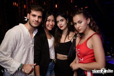BLING IT กับ Bangkok Invaders ที่ ซิง ซิง เธียเตอร์ — photo 114