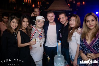 BLING IT กับ Bangkok Invaders ที่ ซิง ซิง เธียเตอร์ — photo 127