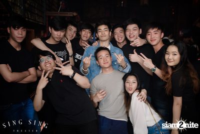 BLING IT กับ Bangkok Invaders ที่ ซิง ซิง เธียเตอร์ — photo 132